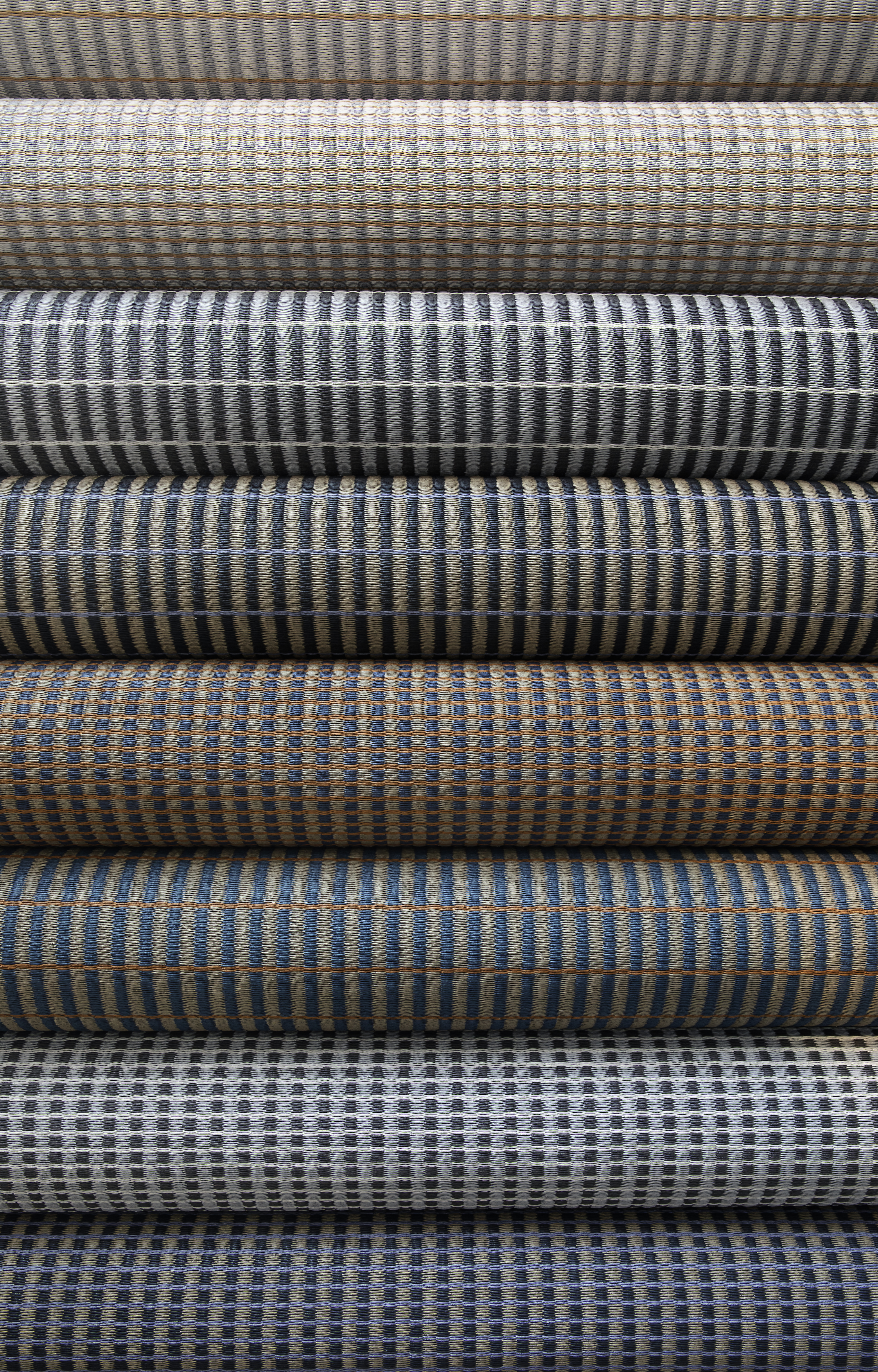 Esplanadi-Bulevardi_collection 2026_rug rolls_1